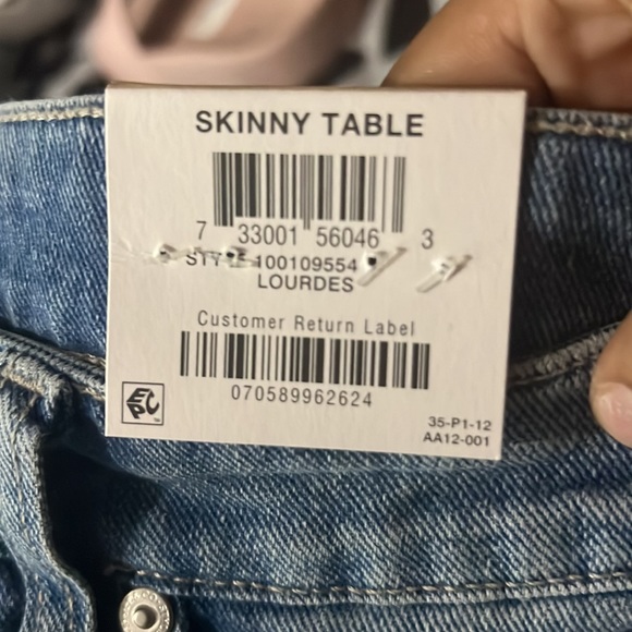 NWT Style & Co Ladies Jeans Lourdes Size 12 - Picture 9 of 9